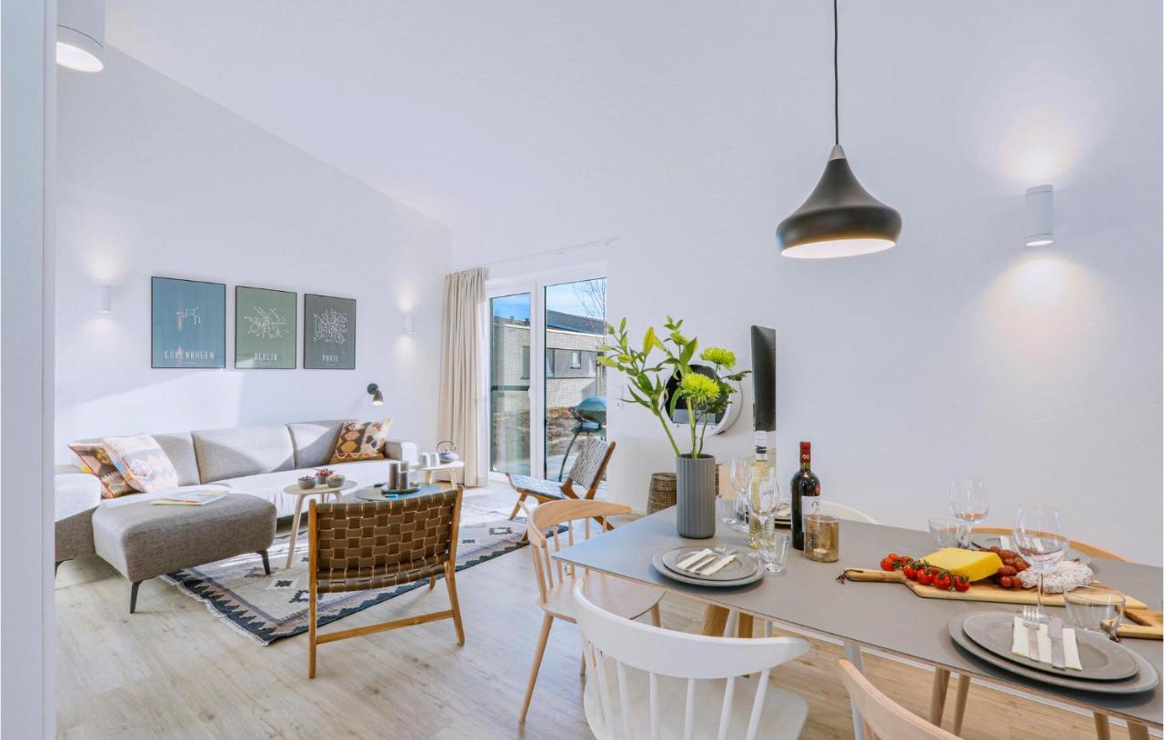 3 Bedroom Awesome Home In Lembruch-Duemmer See Extérieur photo