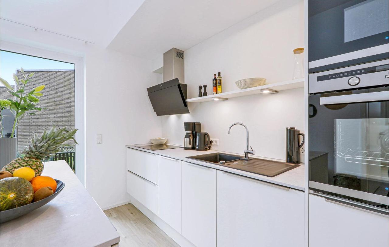 3 Bedroom Awesome Home In Lembruch-Duemmer See Extérieur photo