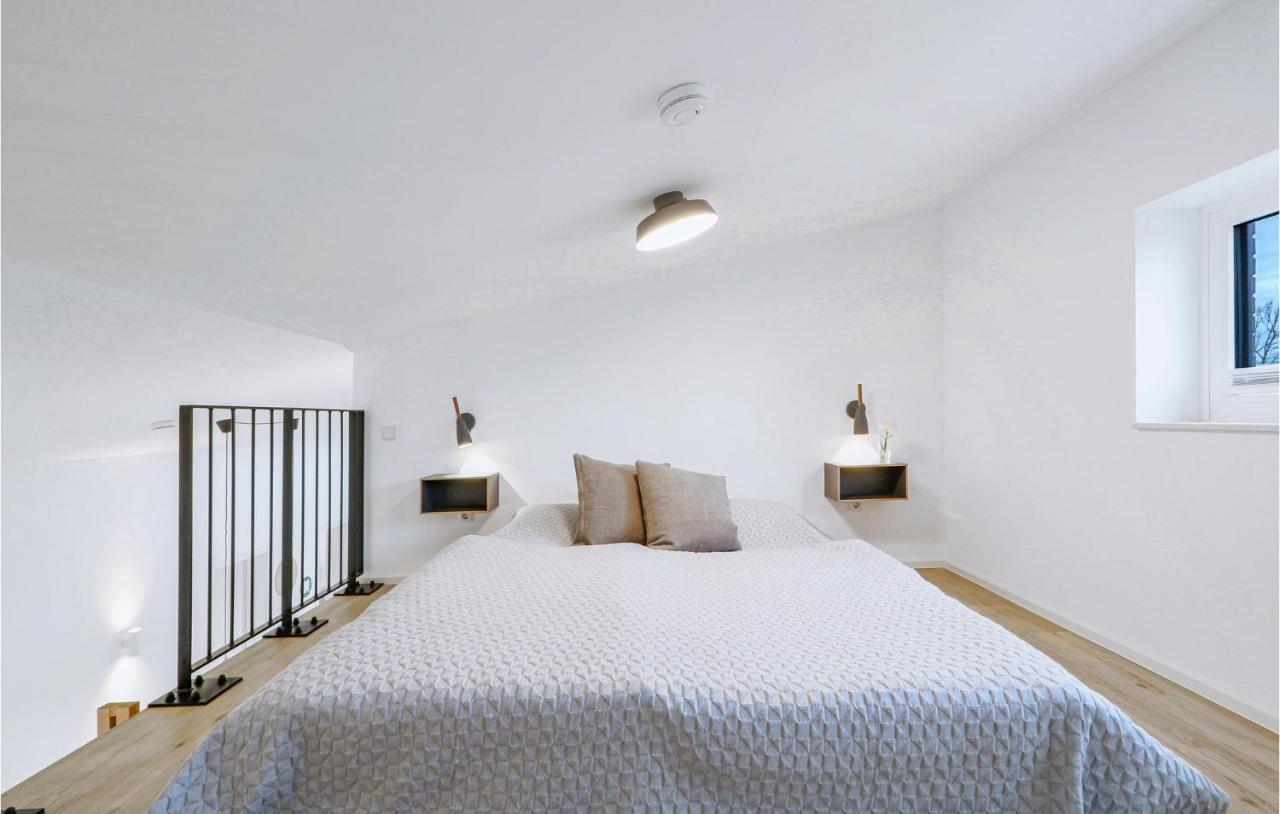 3 Bedroom Awesome Home In Lembruch-Duemmer See Extérieur photo